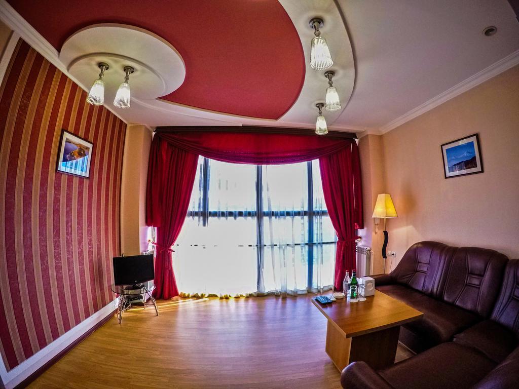 Vayk Hotel Zewnętrze zdjęcie